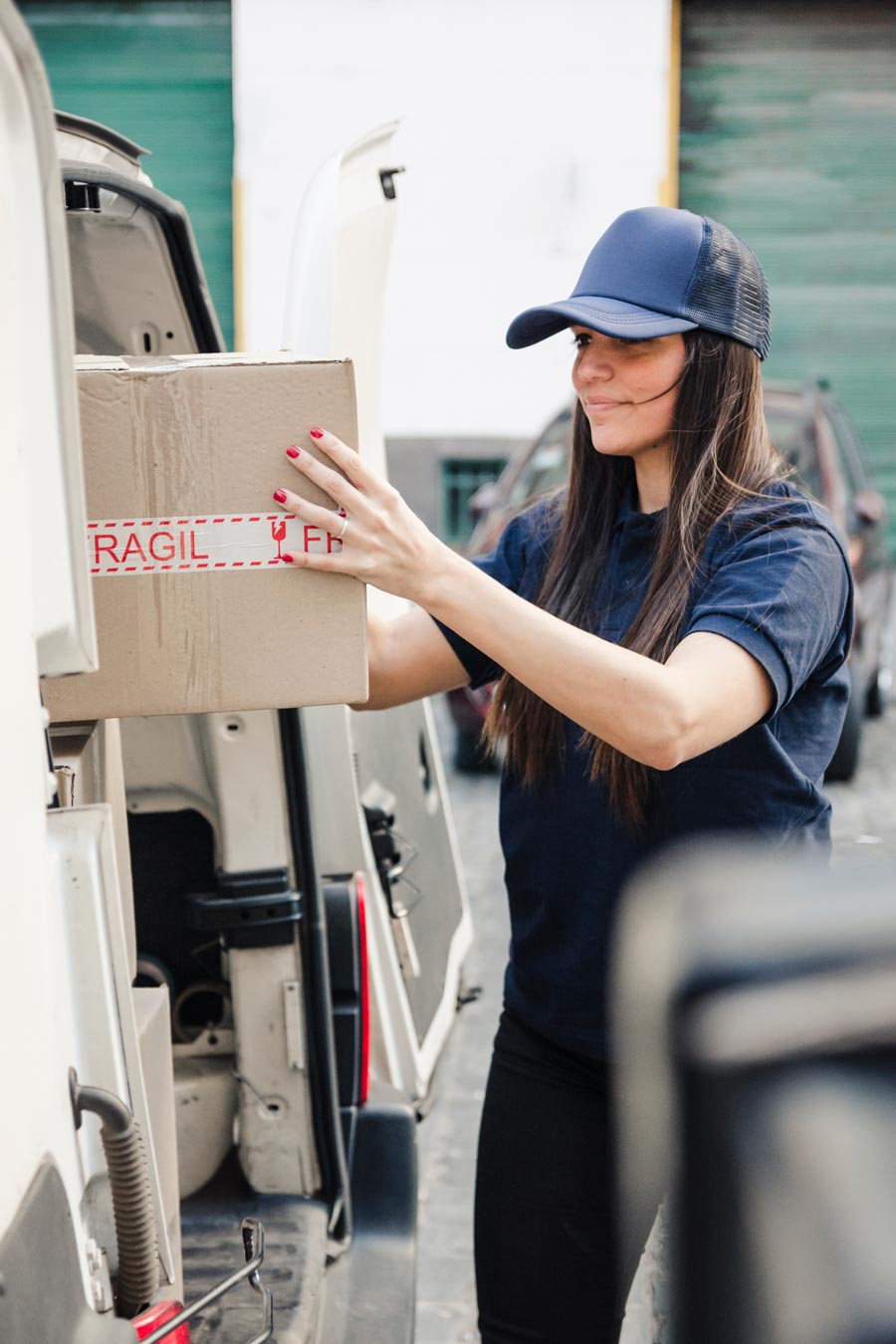 Más oportunidades para mujeres en logística y transporte